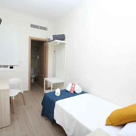 Hostal H.palmones *